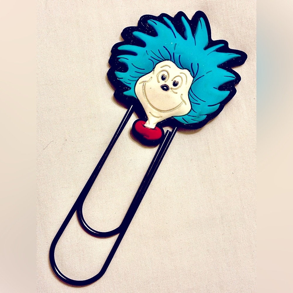OVERSIZED DR. SEUSS “THING” HARD-TO-FIND COLLECTABLE PAPERCLIP…